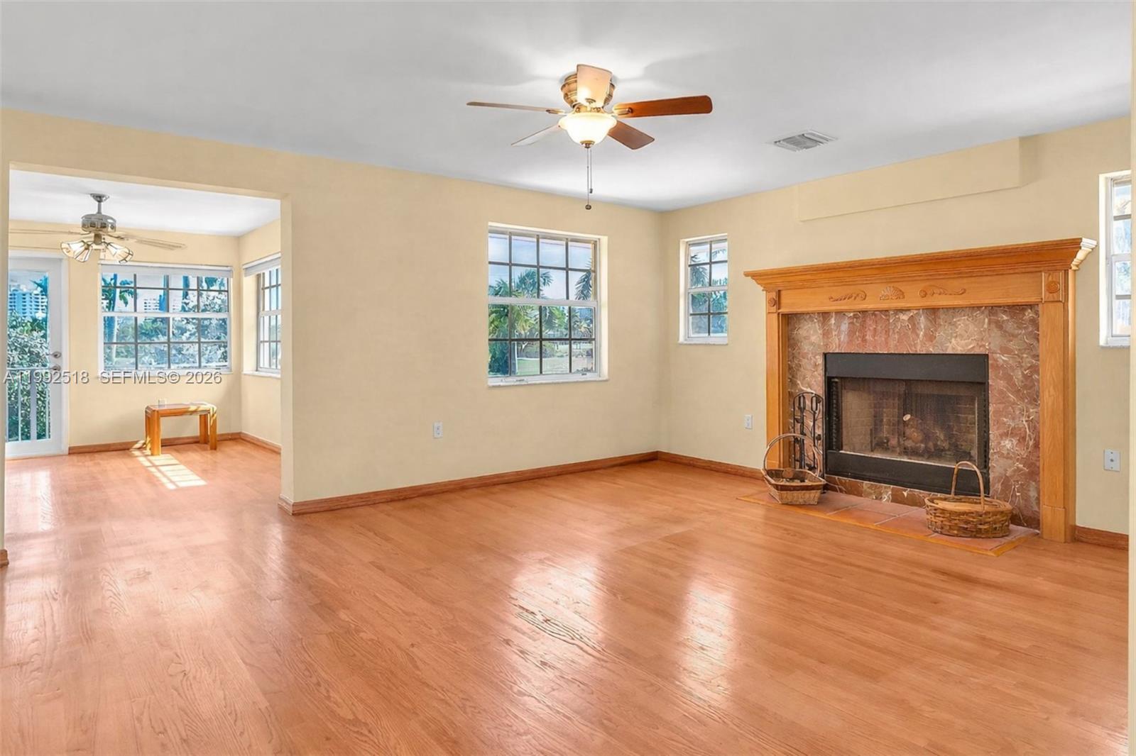 5309 Alton Rd Miami Beach, FL 33140