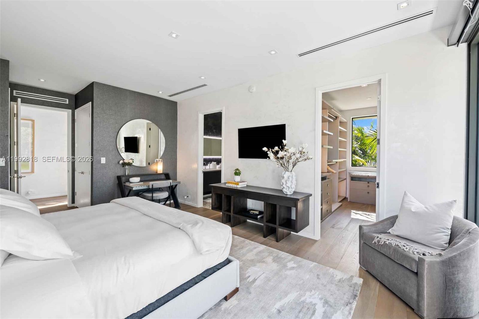 121 2nd Dilido Ter Share A Miami Beach, FL 33139