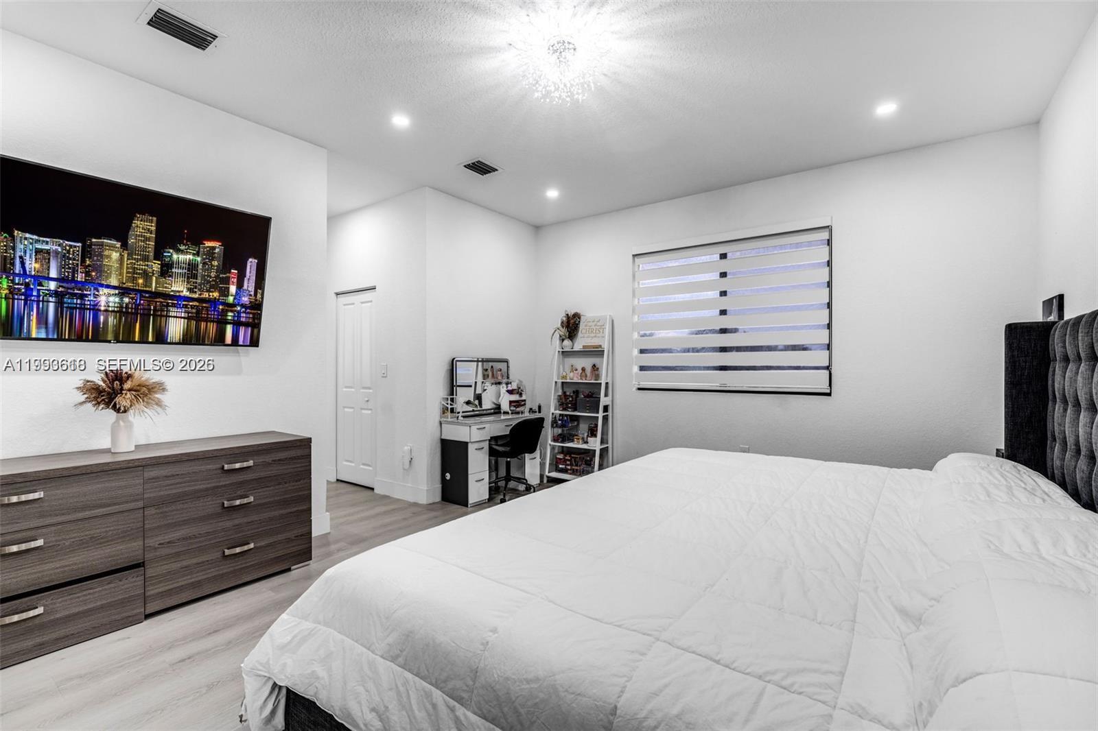 22712 SW 129th Ave Miami, FL 33170