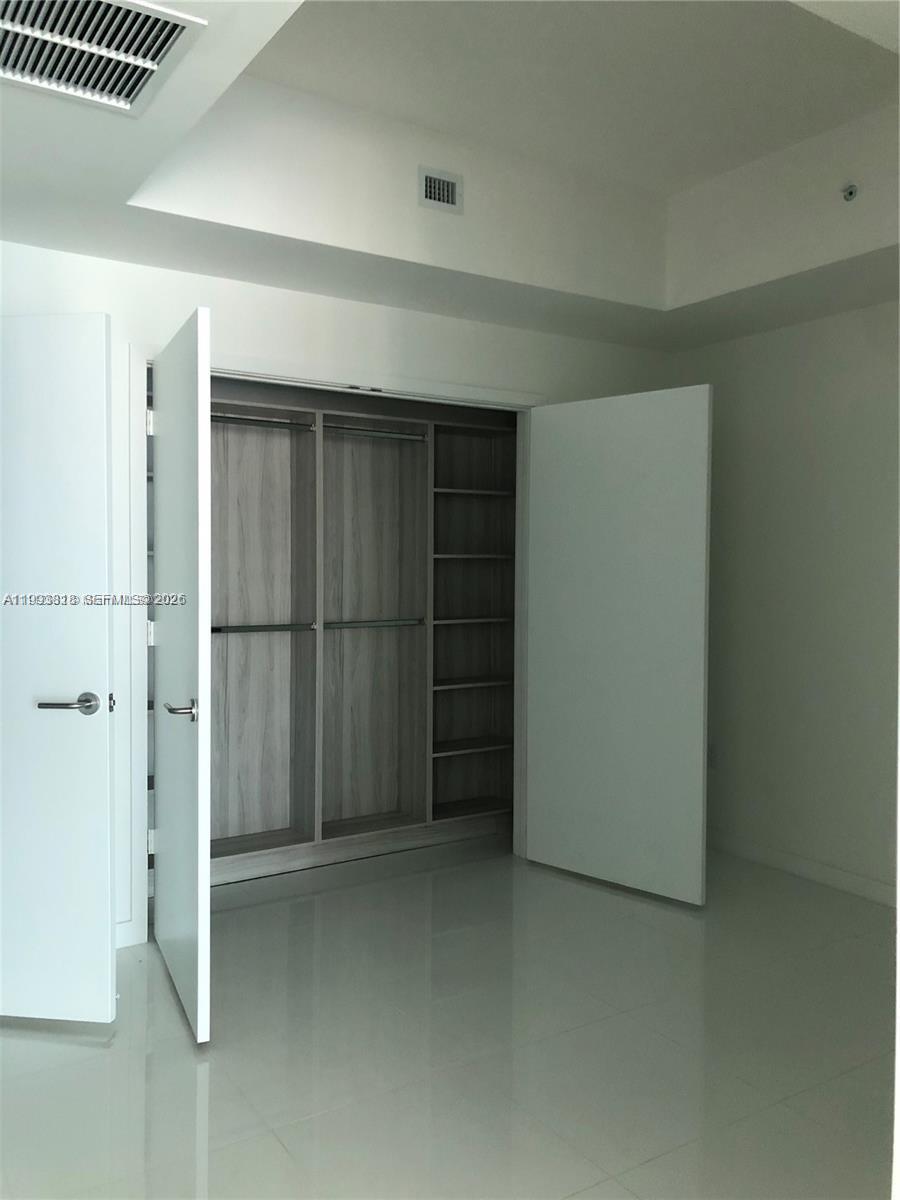 image Paramount Miami Worldcenter9