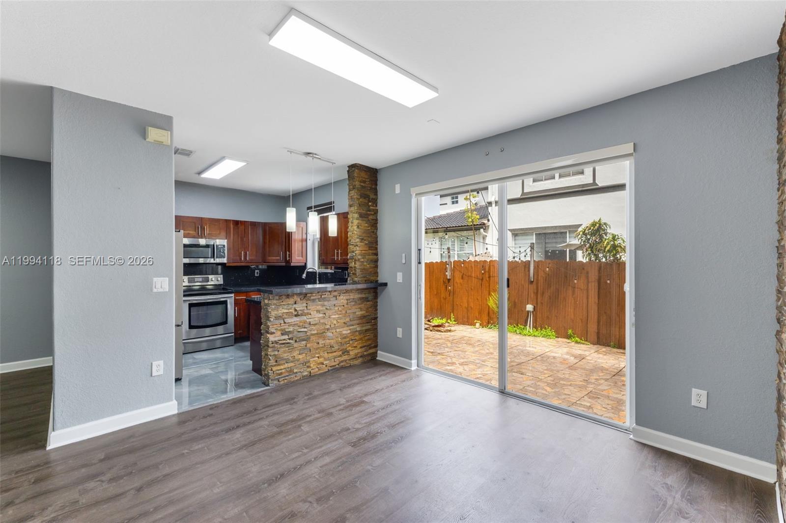 11507 NW 77th St Doral, FL 33178