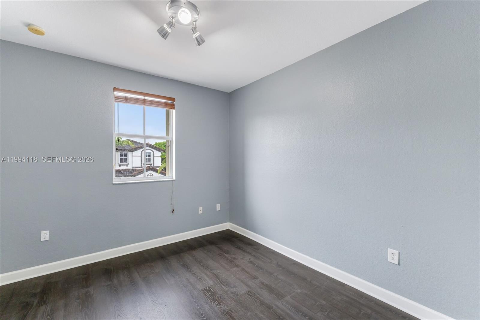 11507 NW 77th St Doral, FL 33178