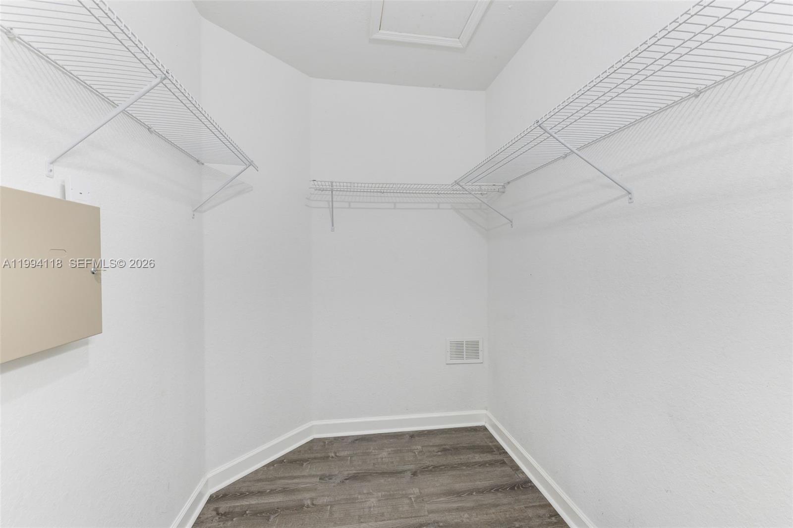 11507 NW 77th St Doral, FL 33178