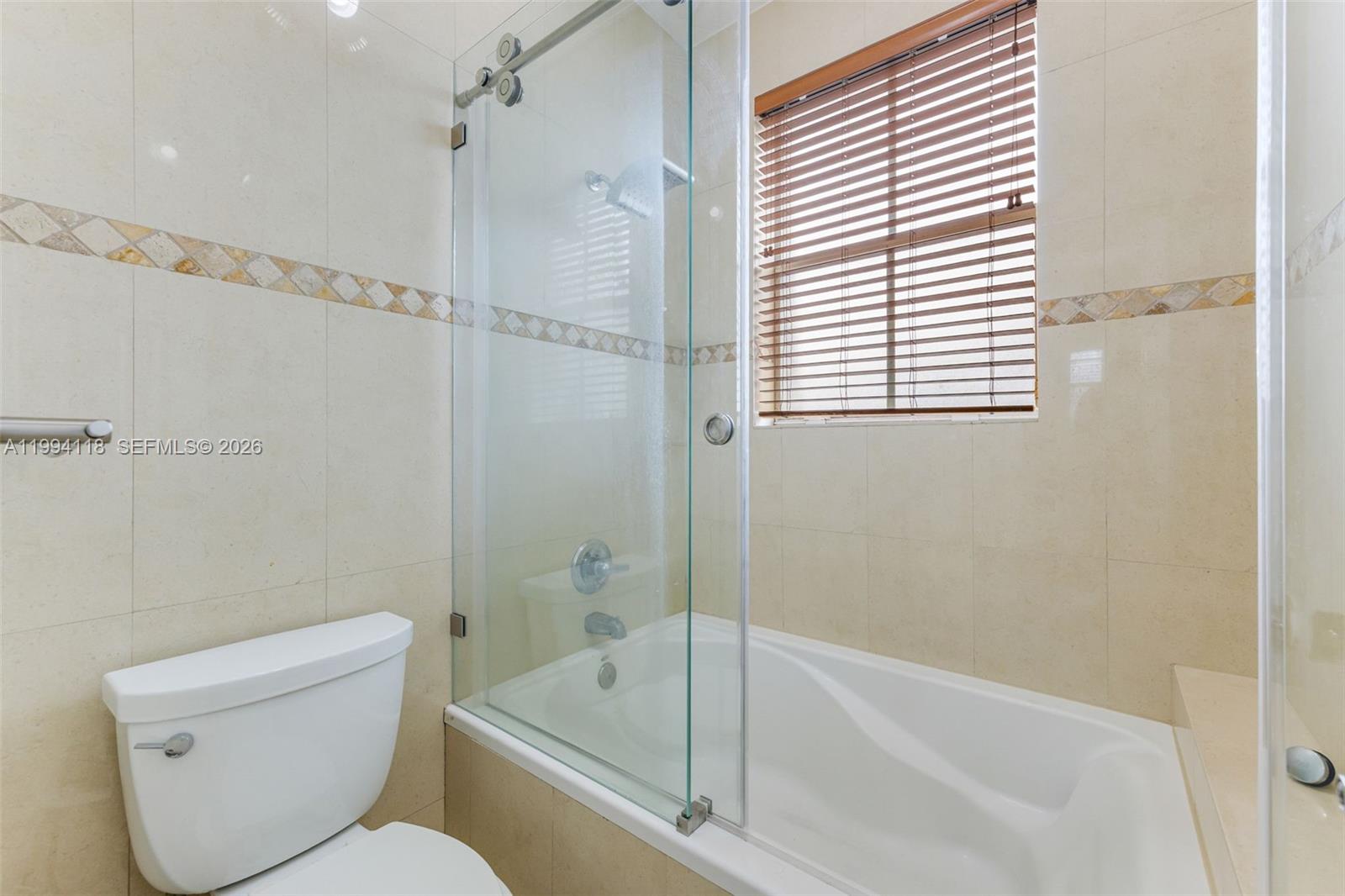 11507 NW 77th St Doral, FL 33178