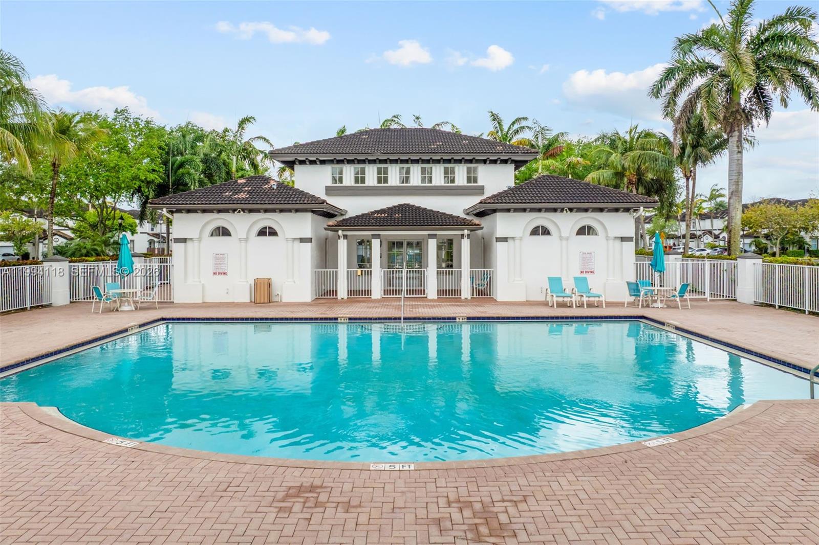 11507 NW 77th St Doral, FL 33178