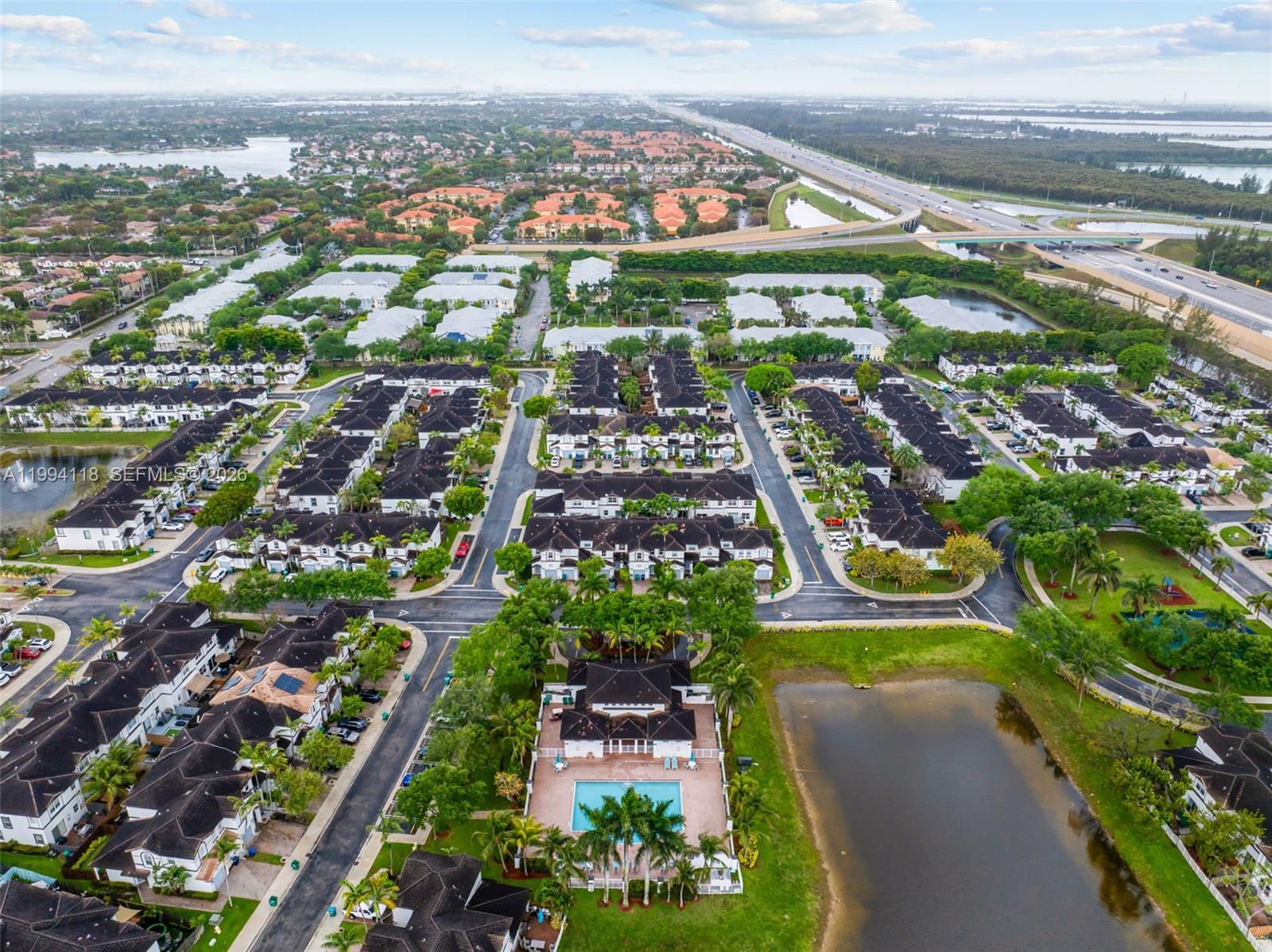 11507 NW 77th St Doral, FL 33178