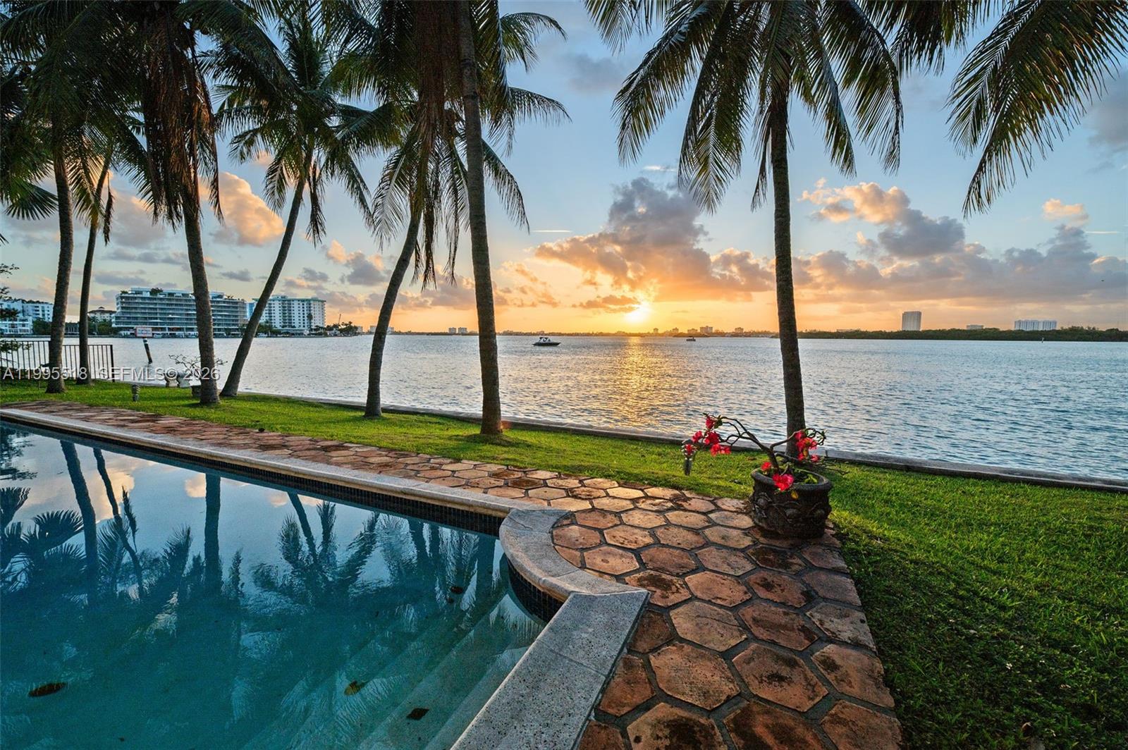 220 Bal Bay Dr Bal Harbour, FL 33154