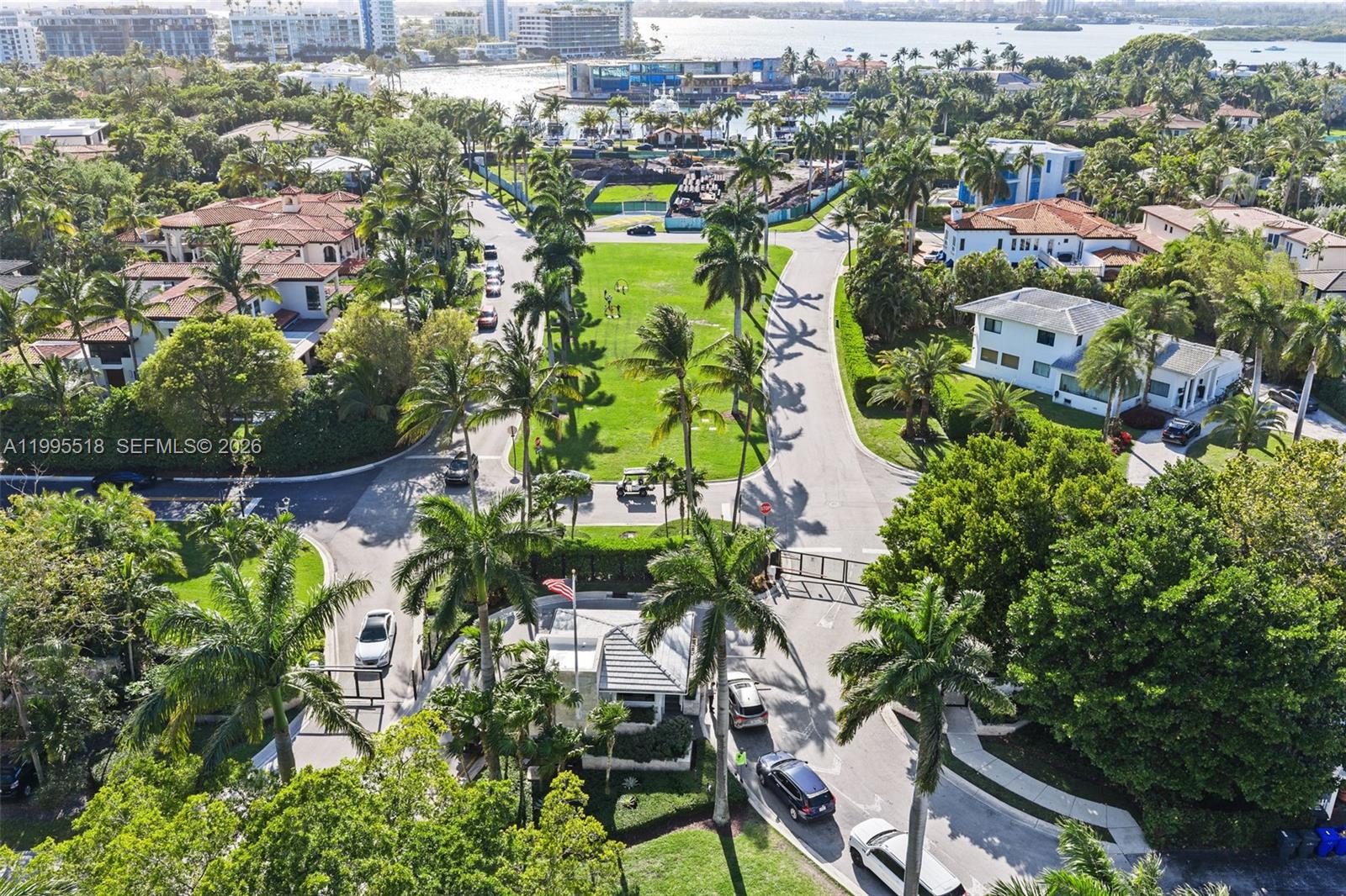 220 Bal Bay Dr Bal Harbour, FL 33154