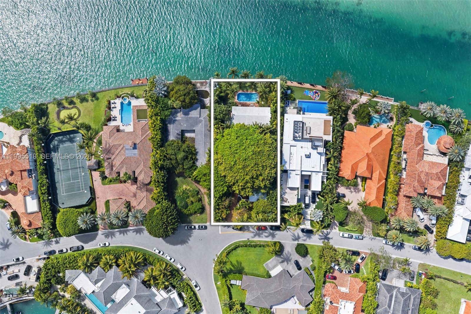 220 Bal Bay Dr Bal Harbour, FL 33154