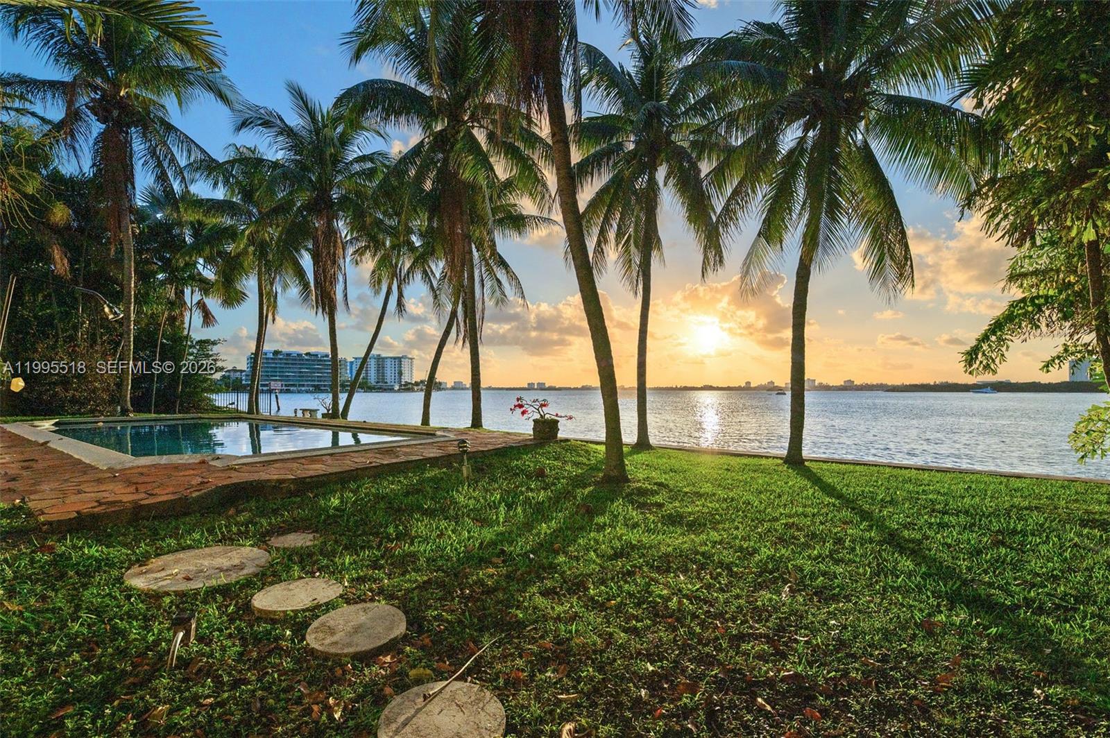 220 Bal Bay Dr Bal Harbour, FL 33154