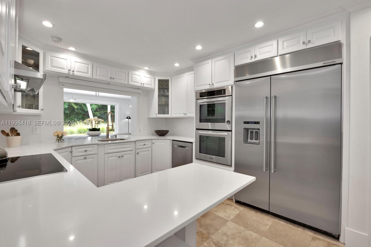 6140 SW 90th St Pinecrest, FL 33156