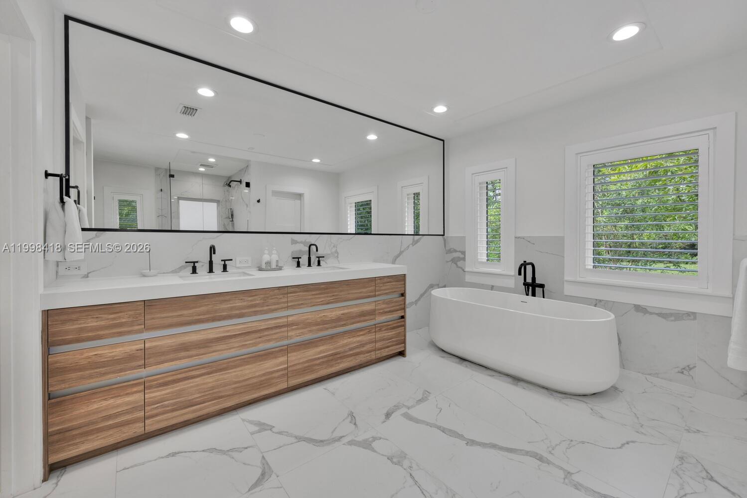 6140 SW 90th St Pinecrest, FL 33156