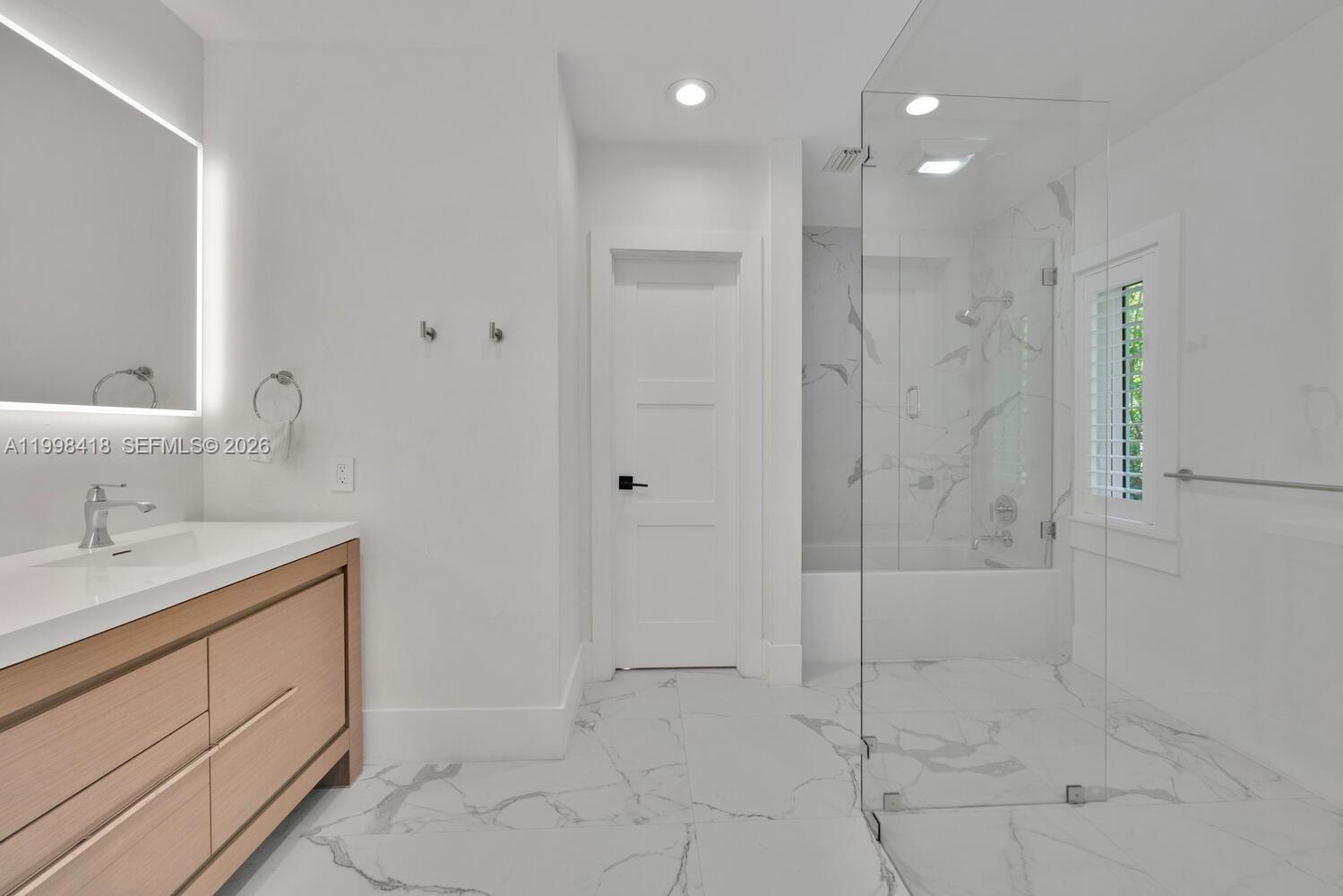 6140 SW 90th St Pinecrest, FL 33156