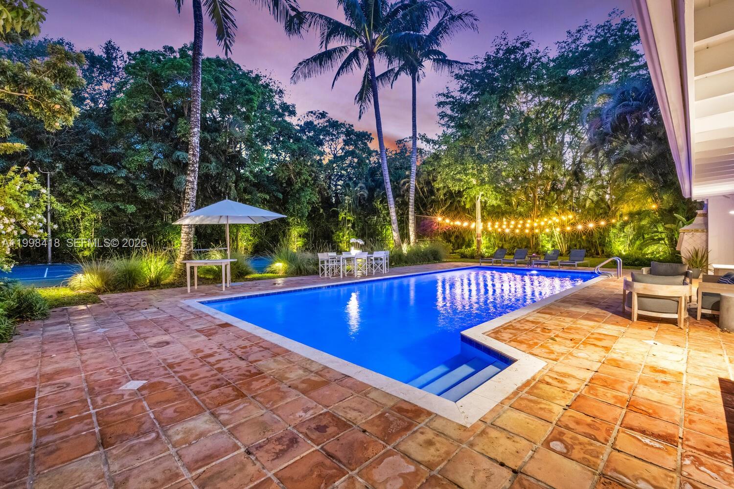 6140 SW 90th St Pinecrest, FL 33156