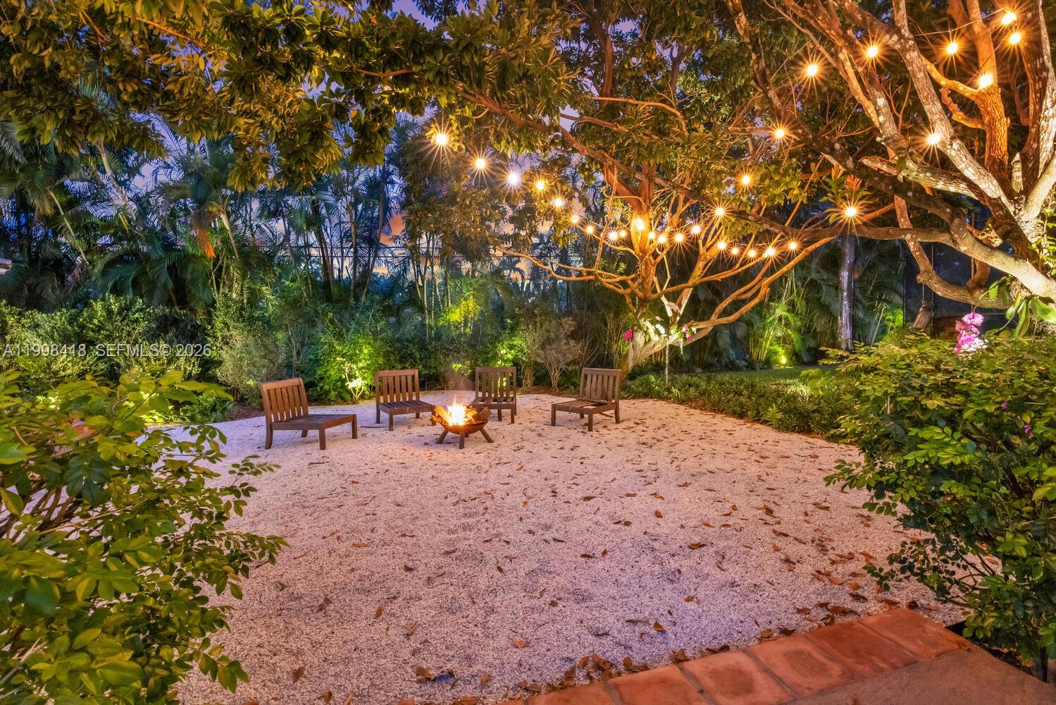 6140 SW 90th St Pinecrest, FL 33156