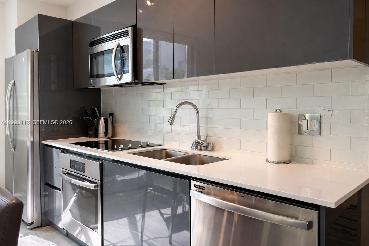 image Mybrickell Condo12