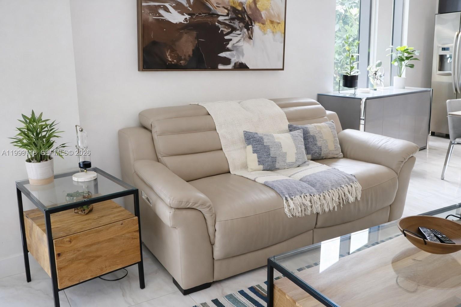 image Mybrickell Condo33