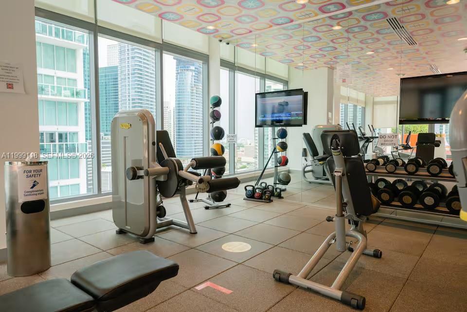image Mybrickell Condo46
