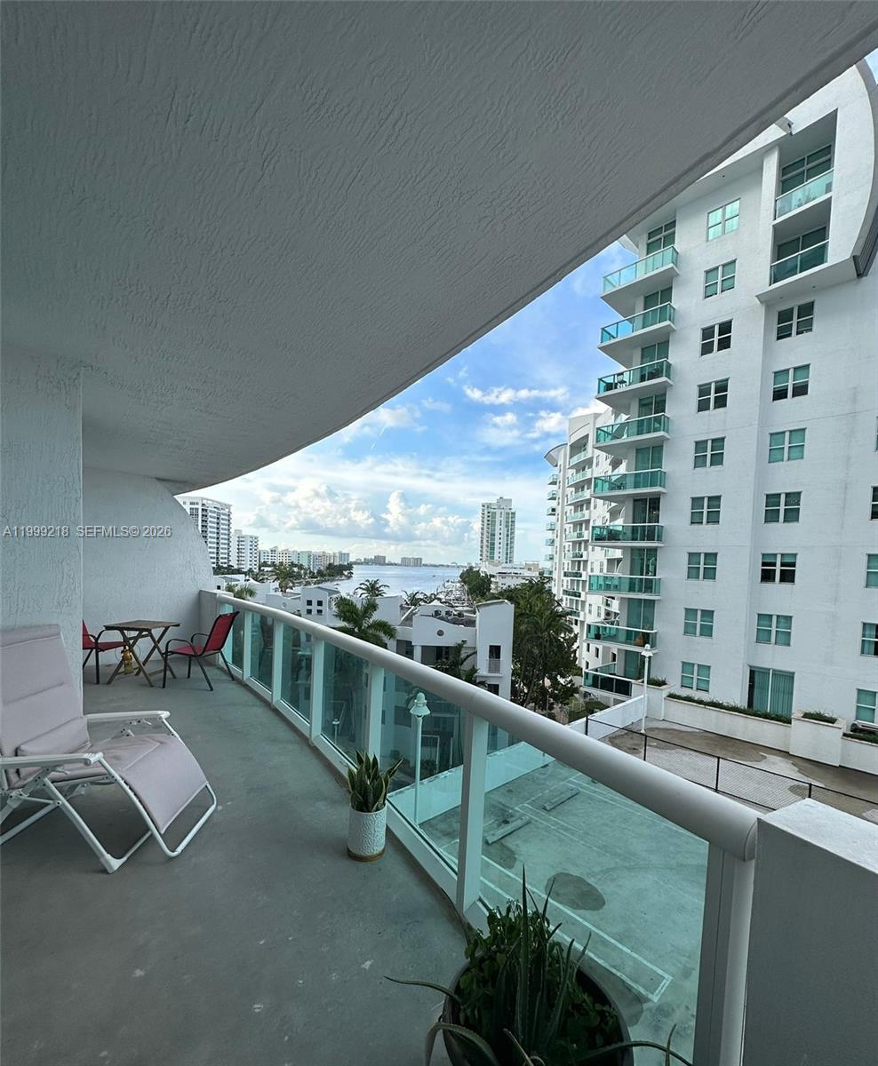 image 360 Condos4