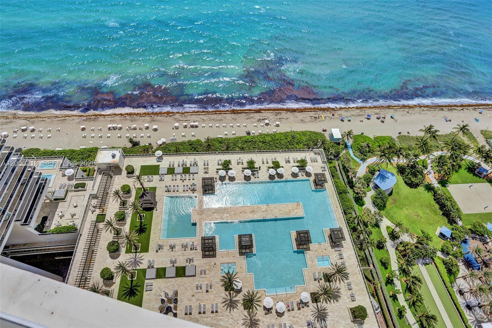 image Beach Club 130