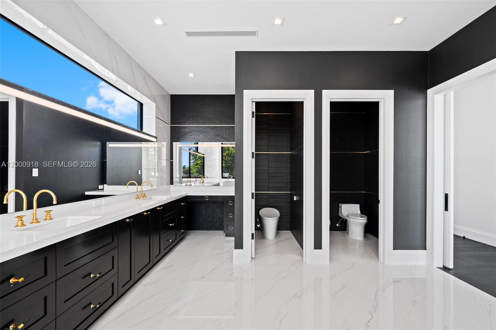 1239 Middle Riv Dr Fort Lauderdale, FL 33304