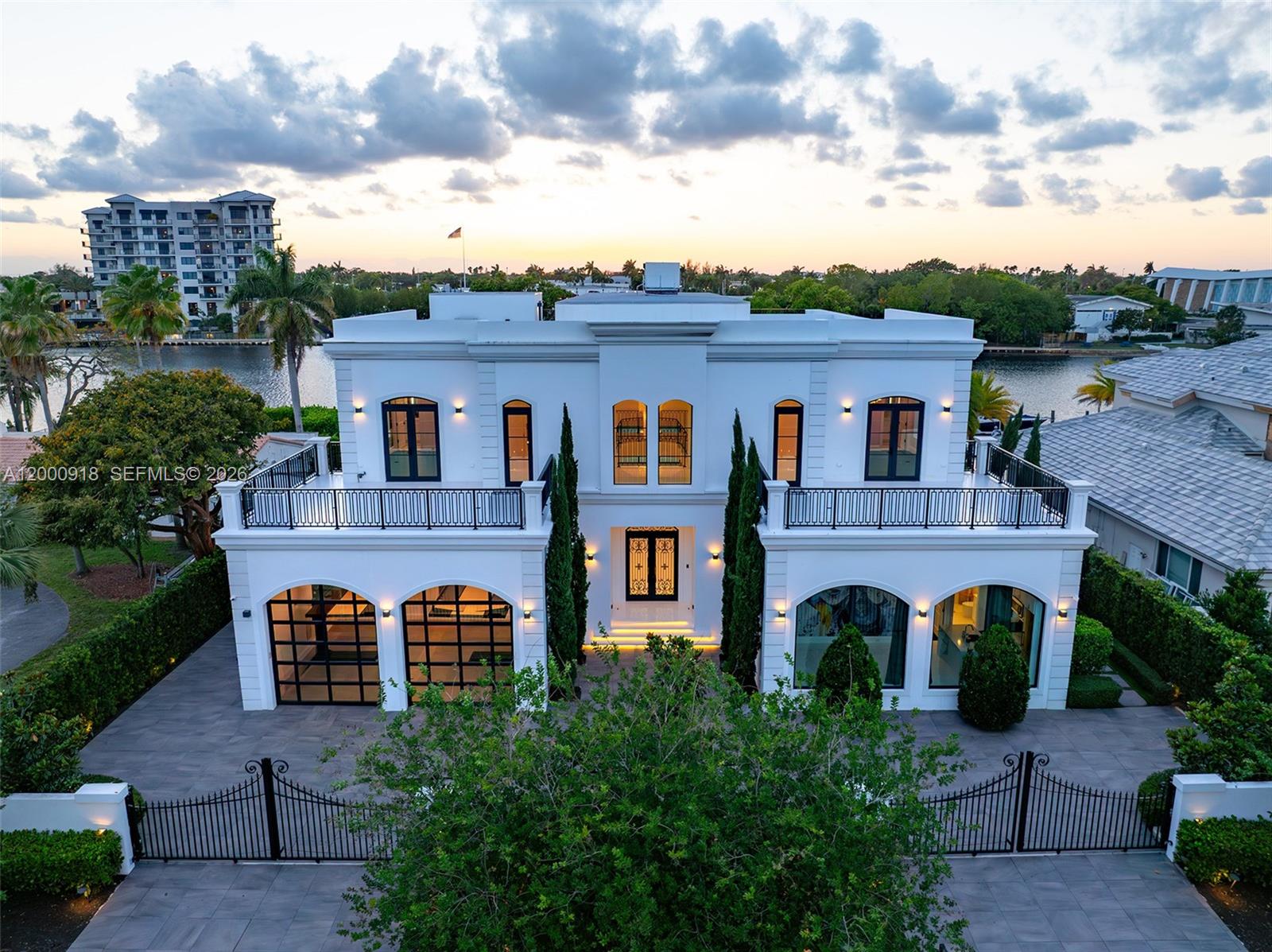 1239 Middle Riv Dr Fort Lauderdale, FL 33304