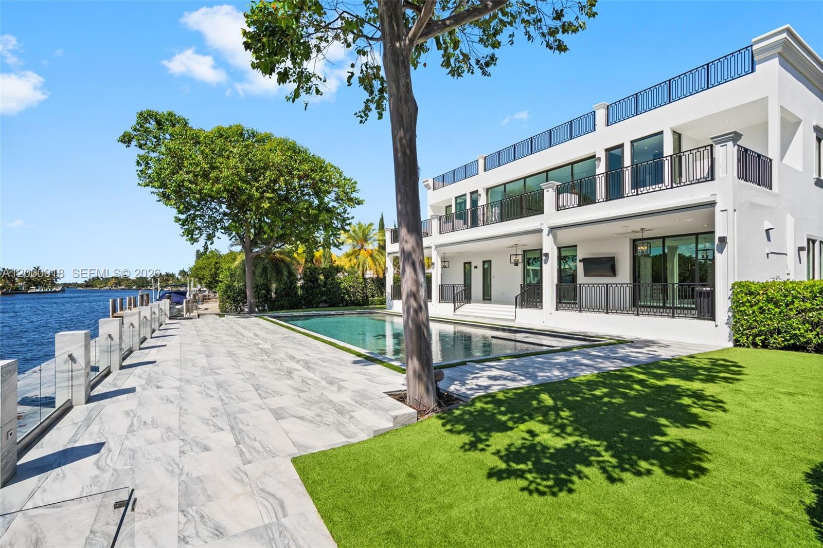 1239 Middle Riv Dr Fort Lauderdale, FL 33304