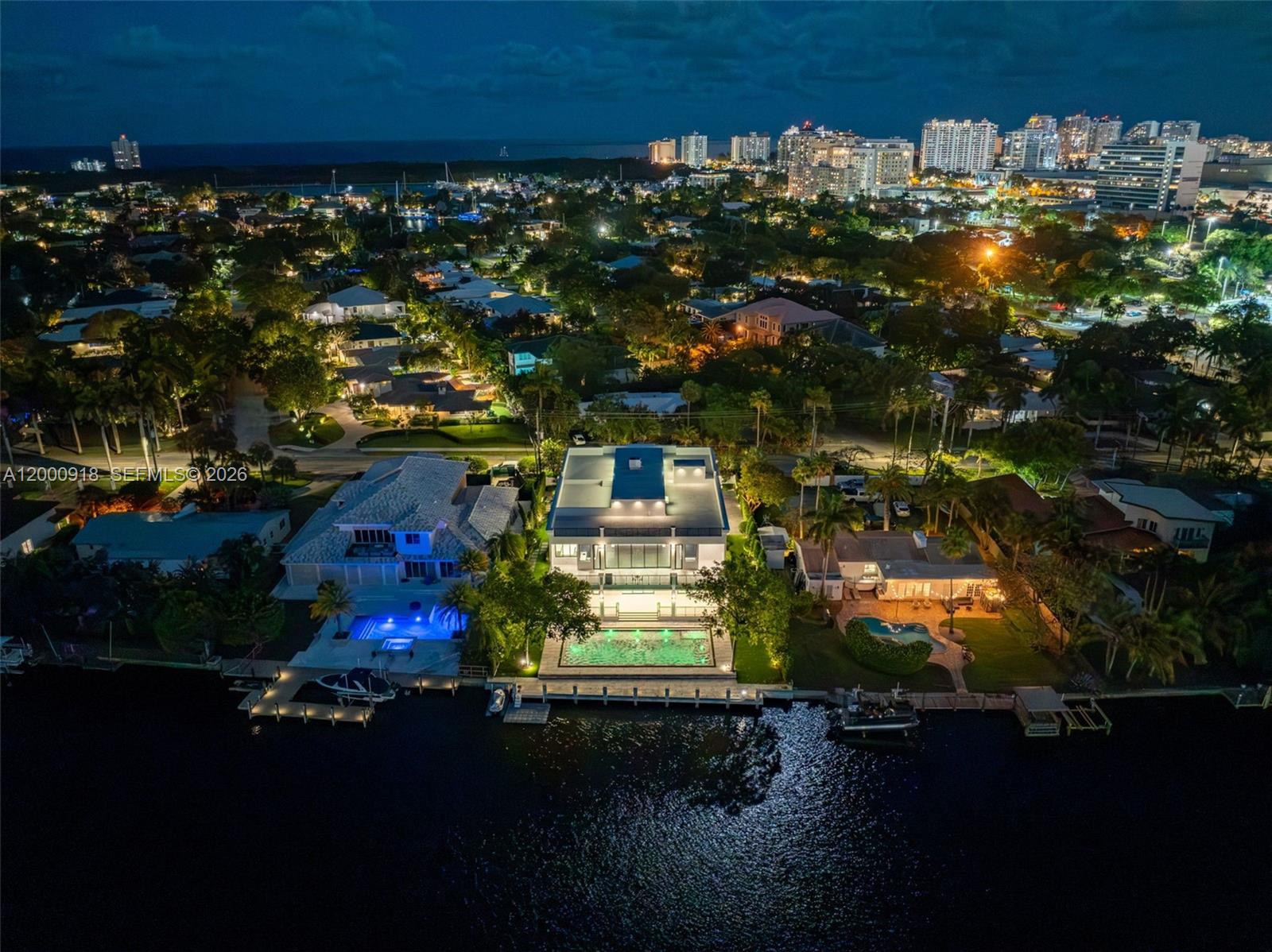 1239 Middle Riv Dr Fort Lauderdale, FL 33304