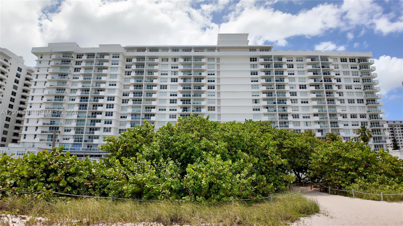 5601 Collins Ave #711 Miami Beach, FL 33140