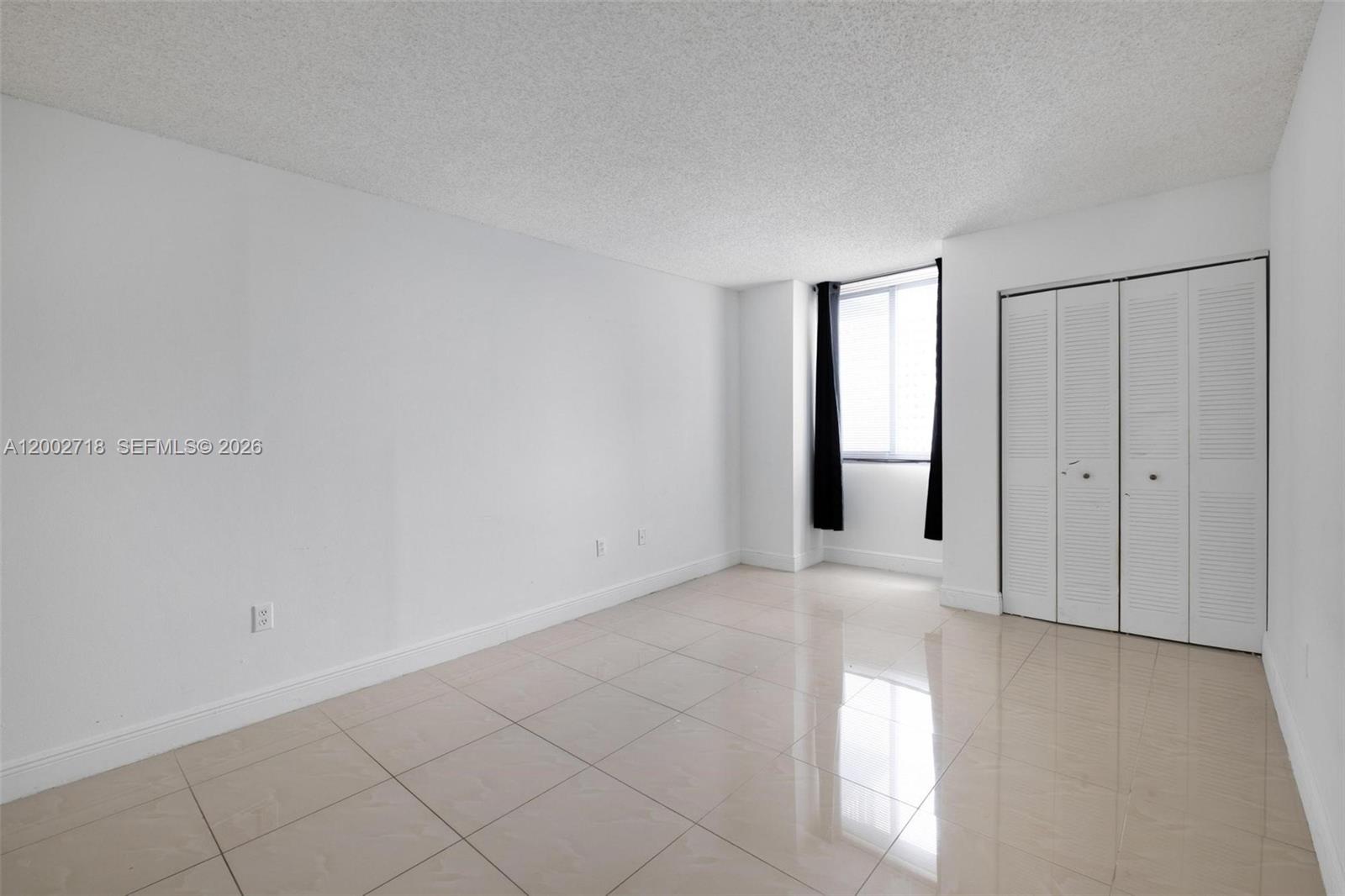 image Madison Downtown Condo12