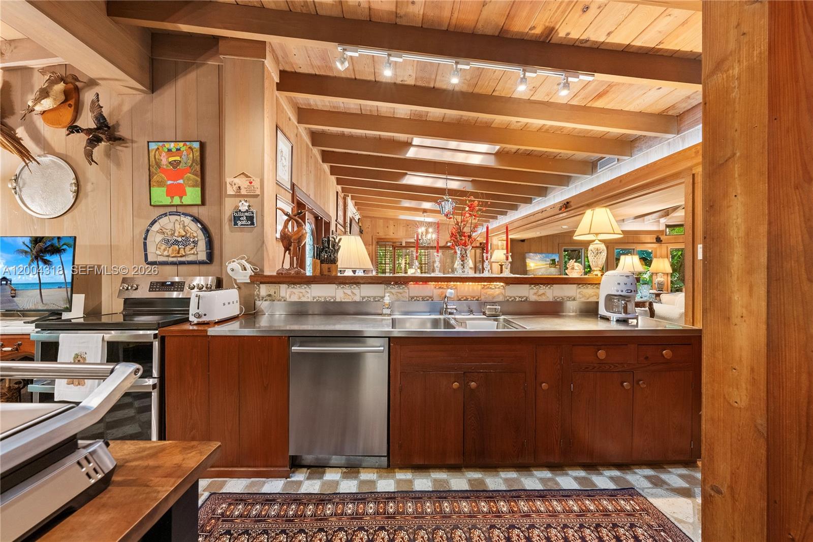 3584 Saint Gaudens Rd Miami, FL 33133