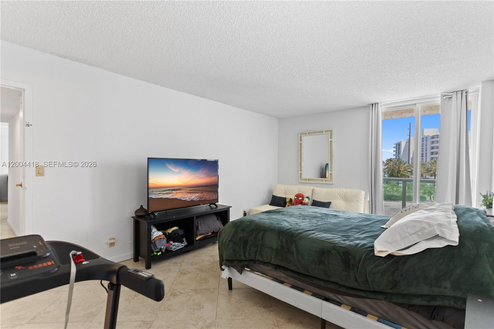 image Arlen House East27