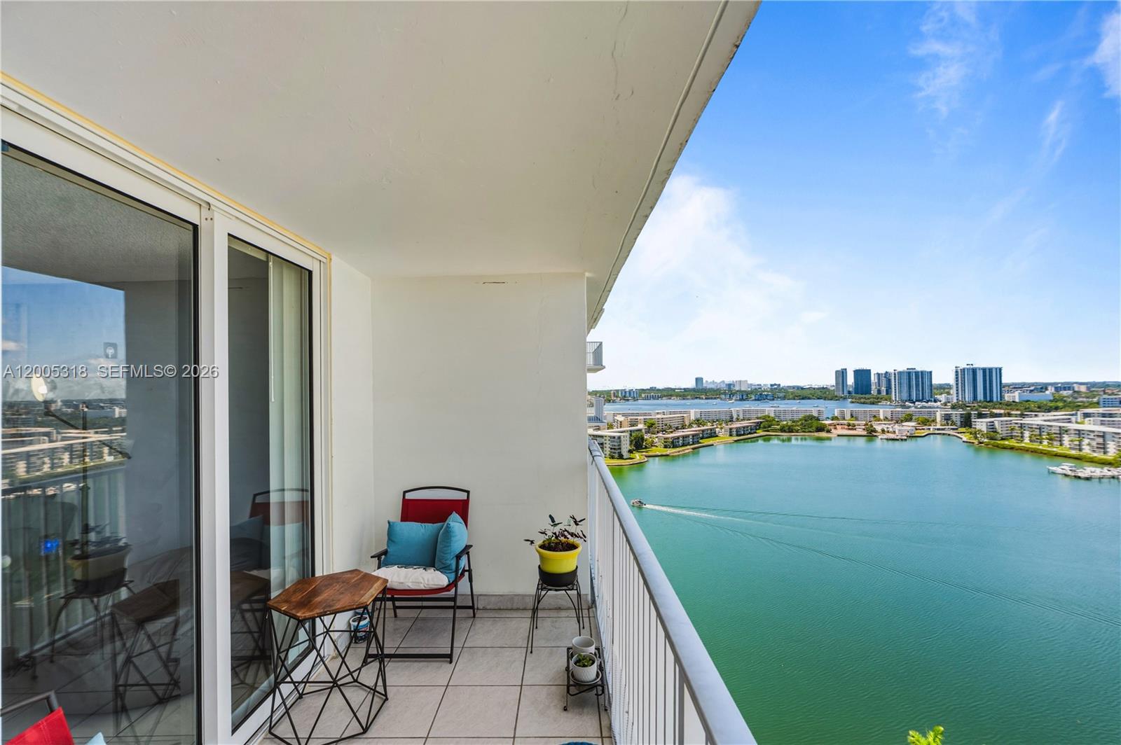 2851 NE 183rd St #2012E