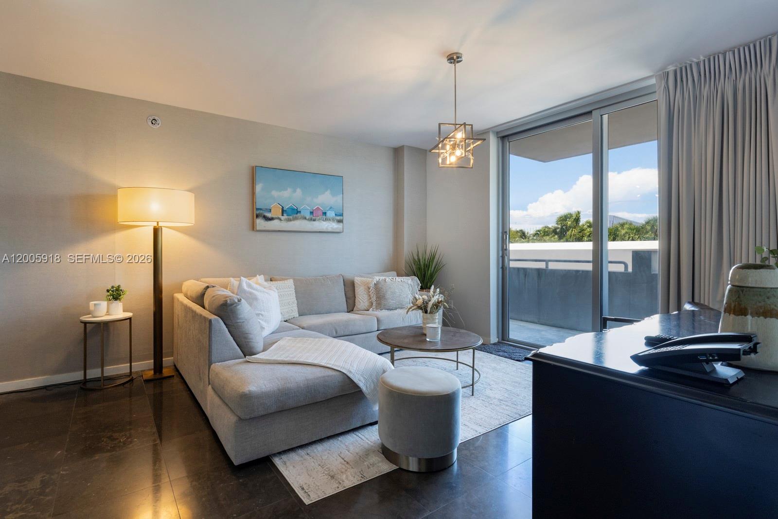 220 21st St #303 Miami Beach, FL 33139