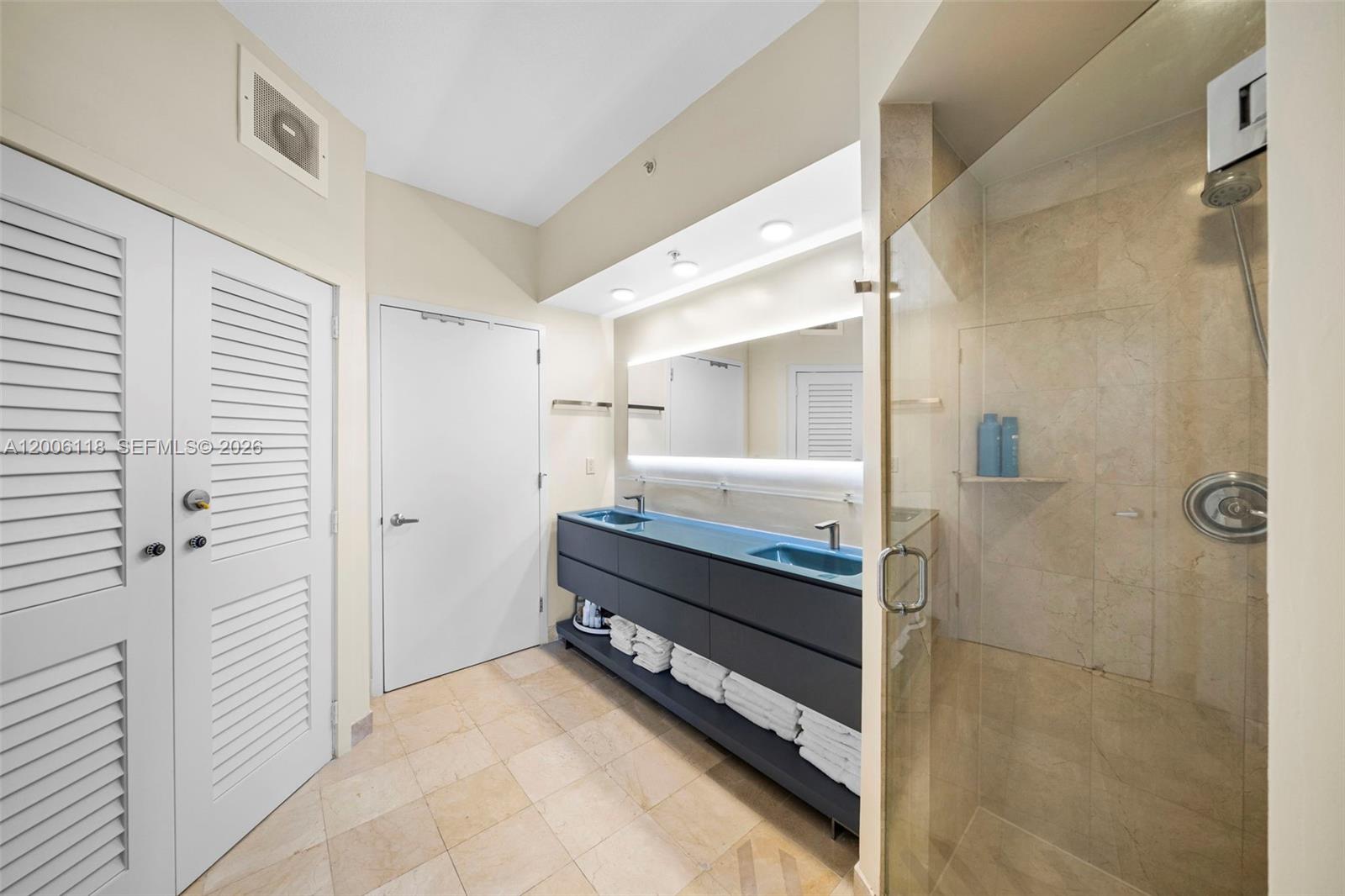 18001 Collins Ave #2209 Sunny Isles Beach, FL 33160