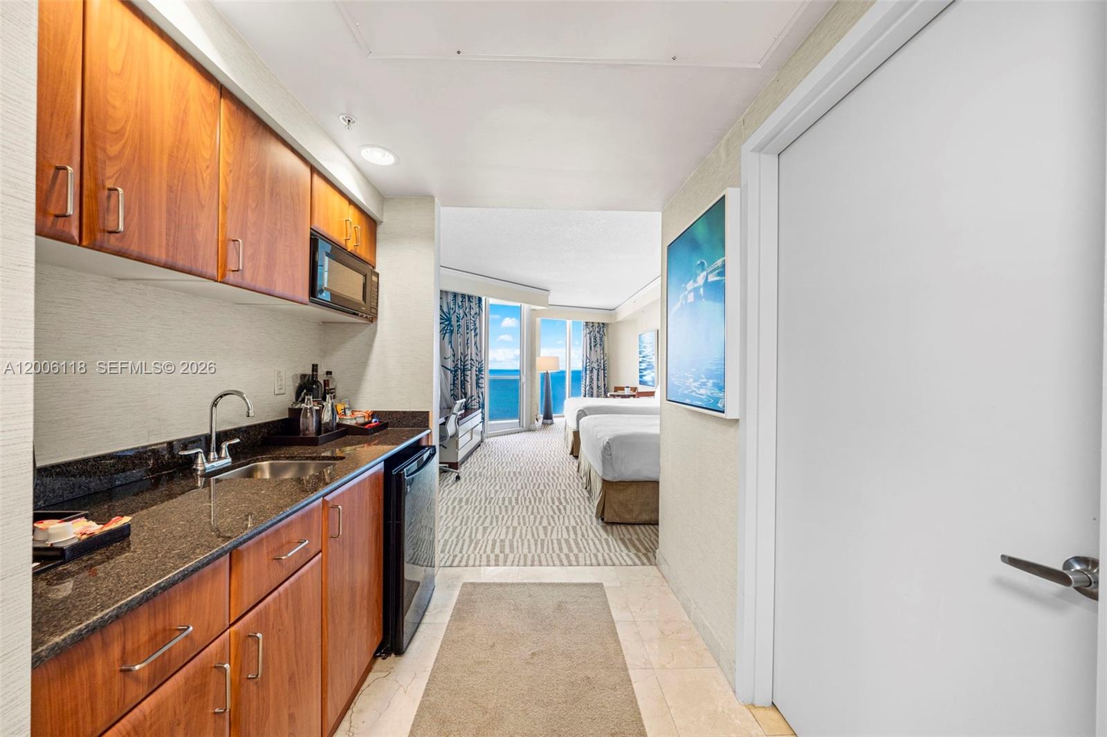 18001 Collins Ave #2209 Sunny Isles Beach, FL 33160