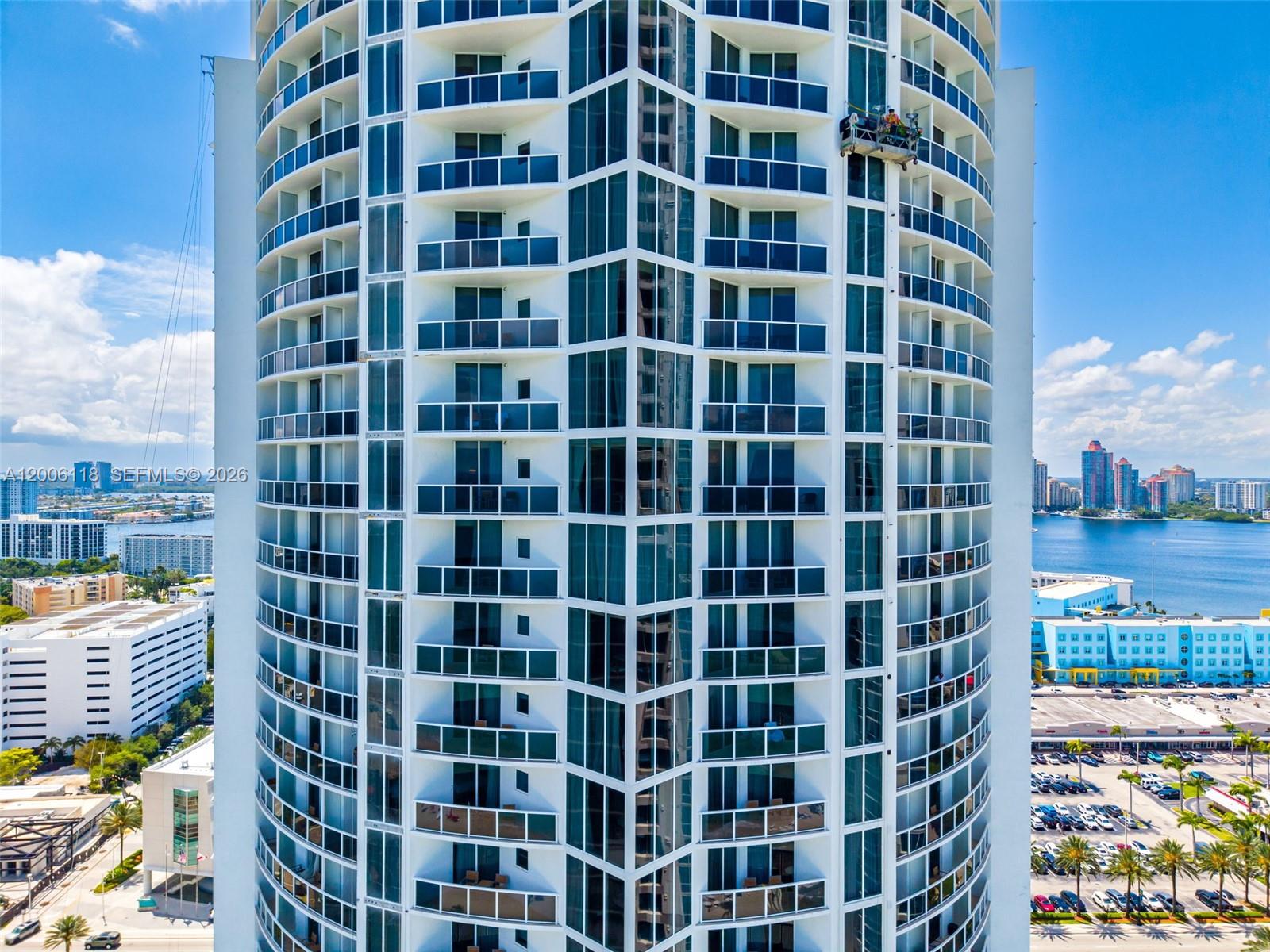 18001 Collins Ave #2209 Sunny Isles Beach, FL 33160