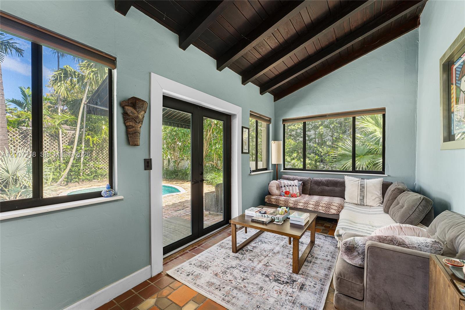 6121 La Gorce Dr Miami Beach, FL 33140