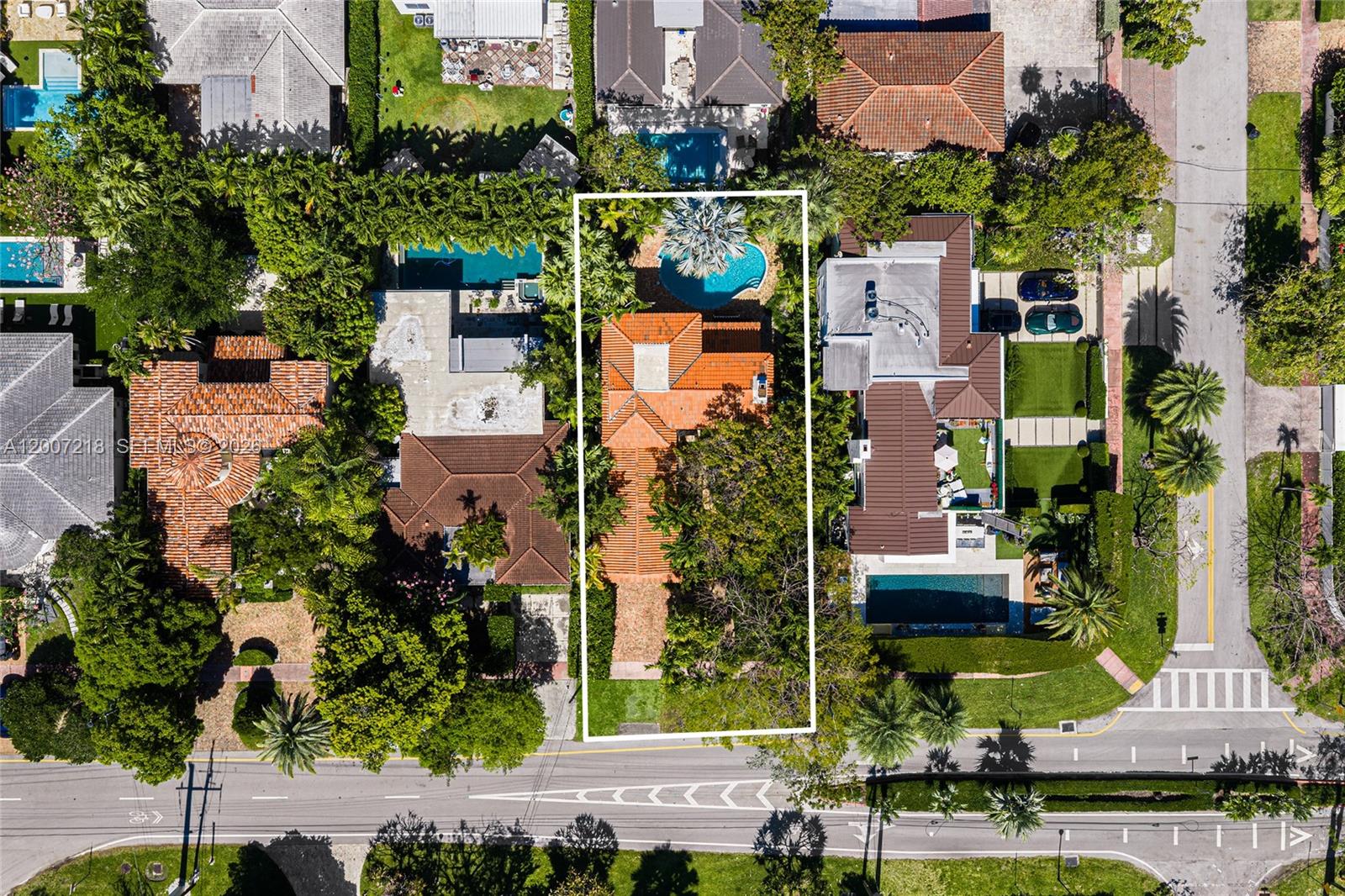 6121 La Gorce Dr Miami Beach, FL 33140