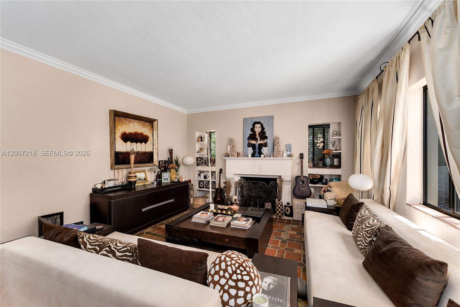 6121 La Gorce Dr Miami Beach, FL 33140