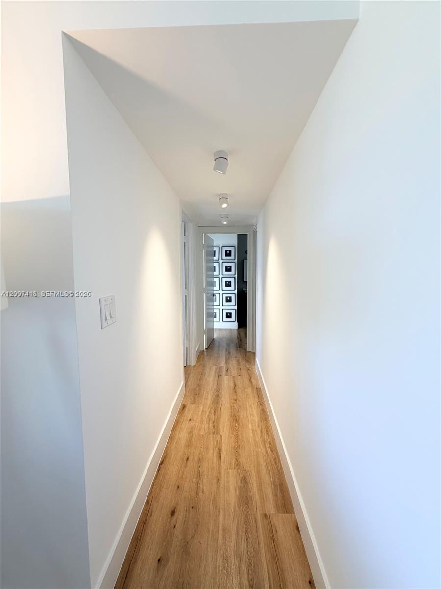 3701 N Country Clb Dr #607 Aventura, FL 33180