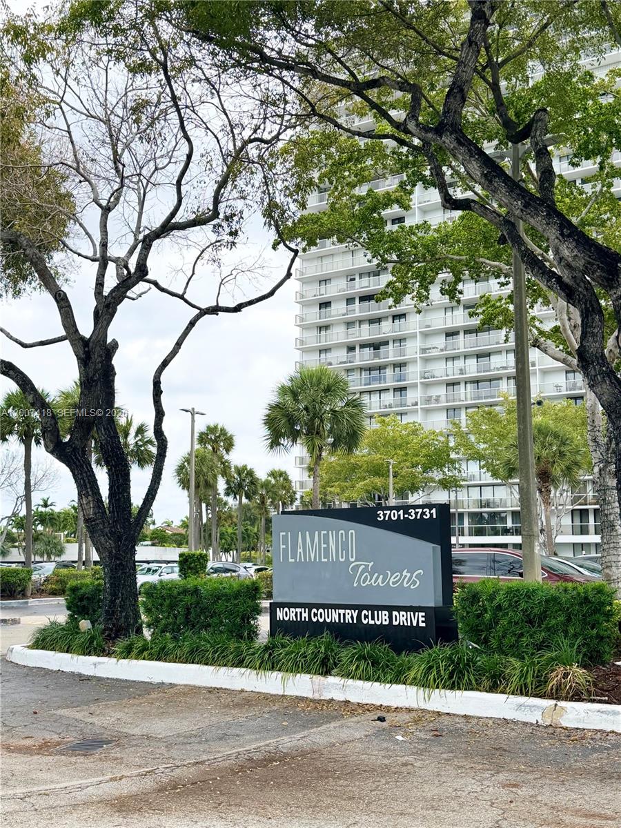 3701 N Country Clb Dr #607 Aventura, FL 33180