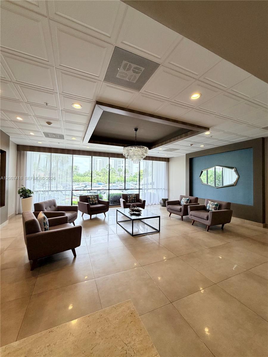 3701 N Country Clb Dr #607 Aventura, FL 33180