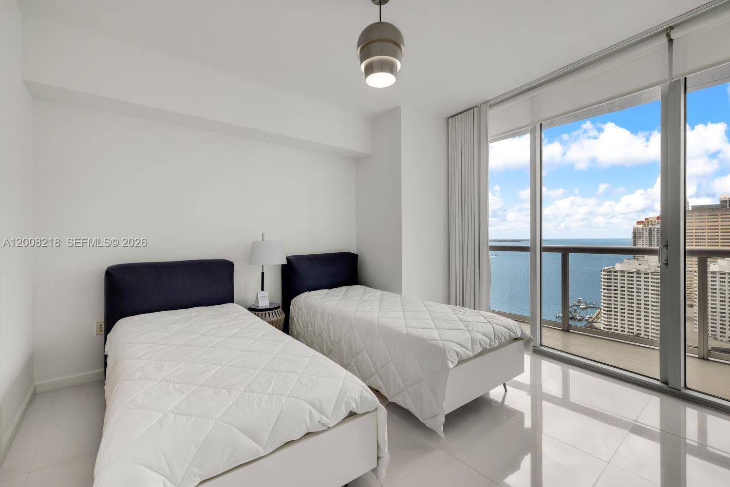 image Icon Brickell II12