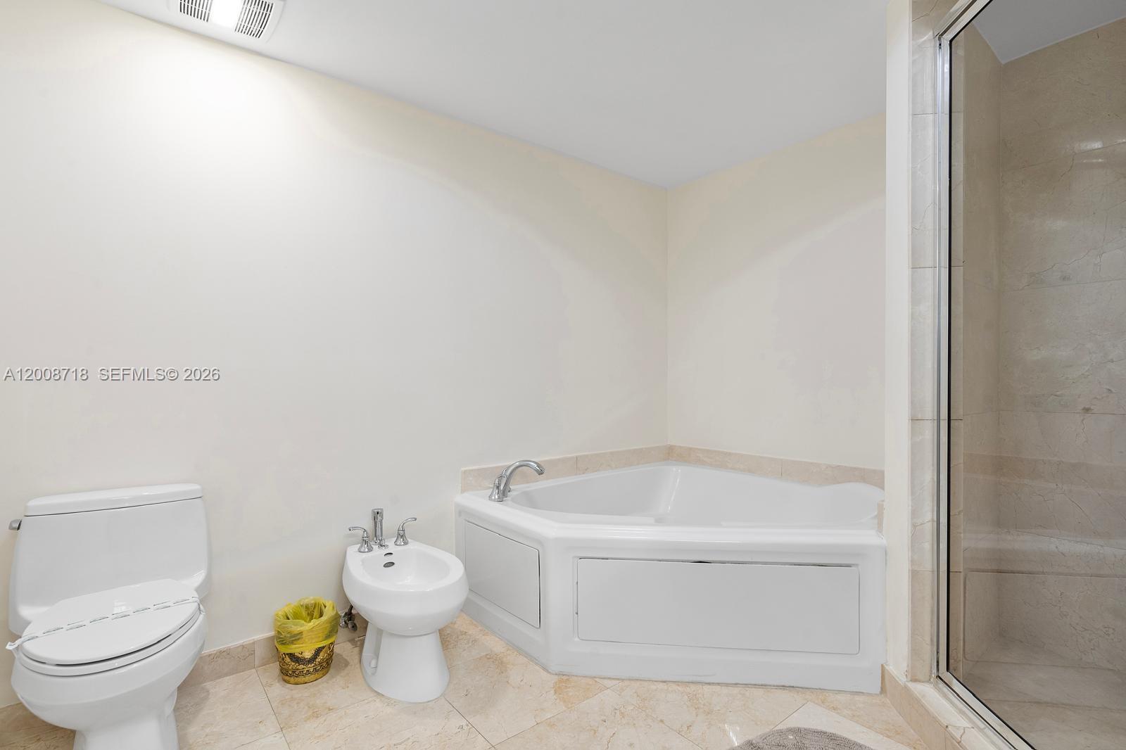 17555 Atlantic Blvd #508 Sunny Isles Beach, FL 33160