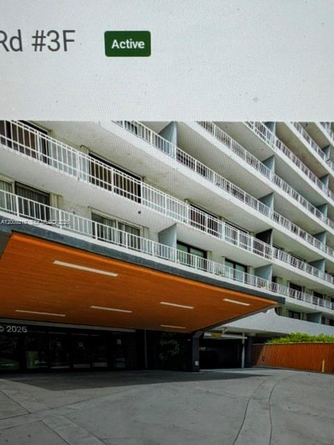 image Brickell Harbour1