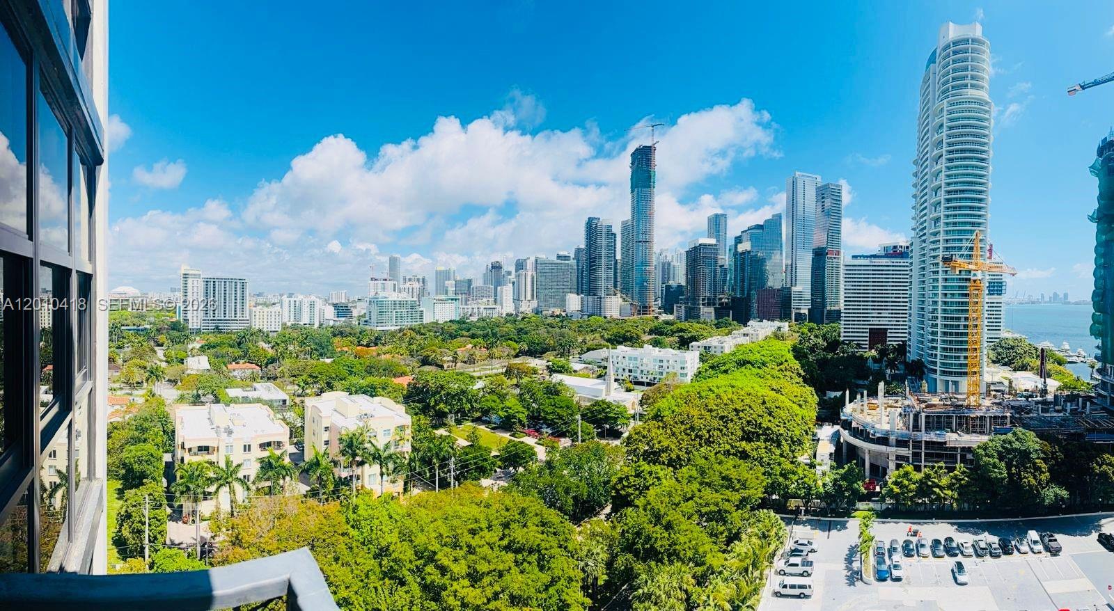 image Brickell Place II12