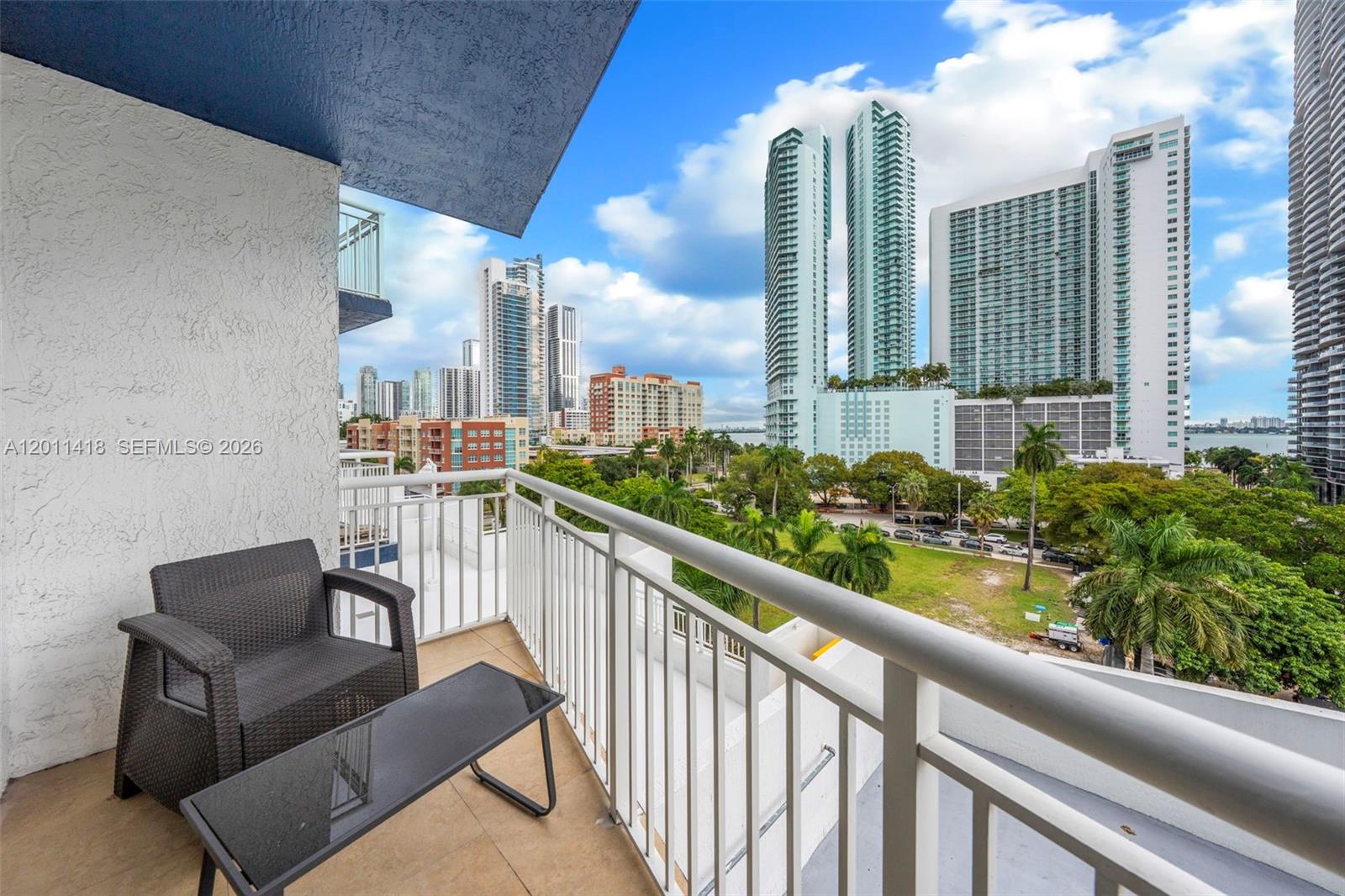image 1800 Biscayne Plaza13