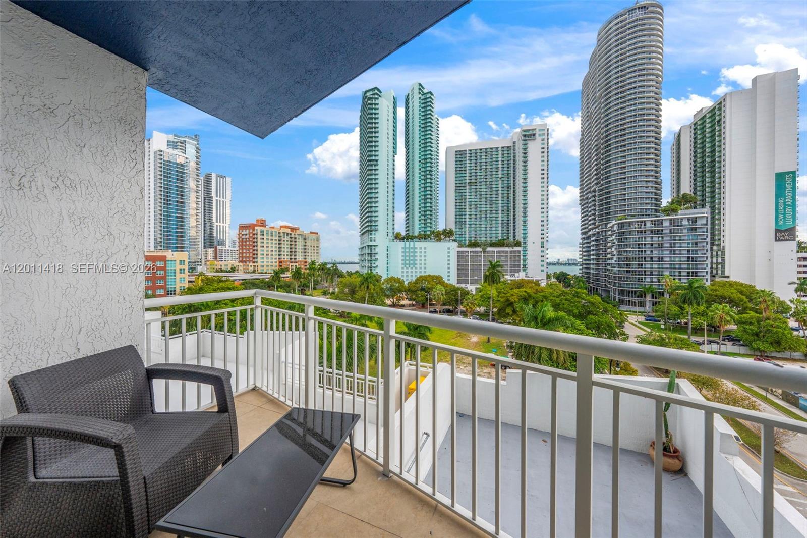 image 1800 Biscayne Plaza14