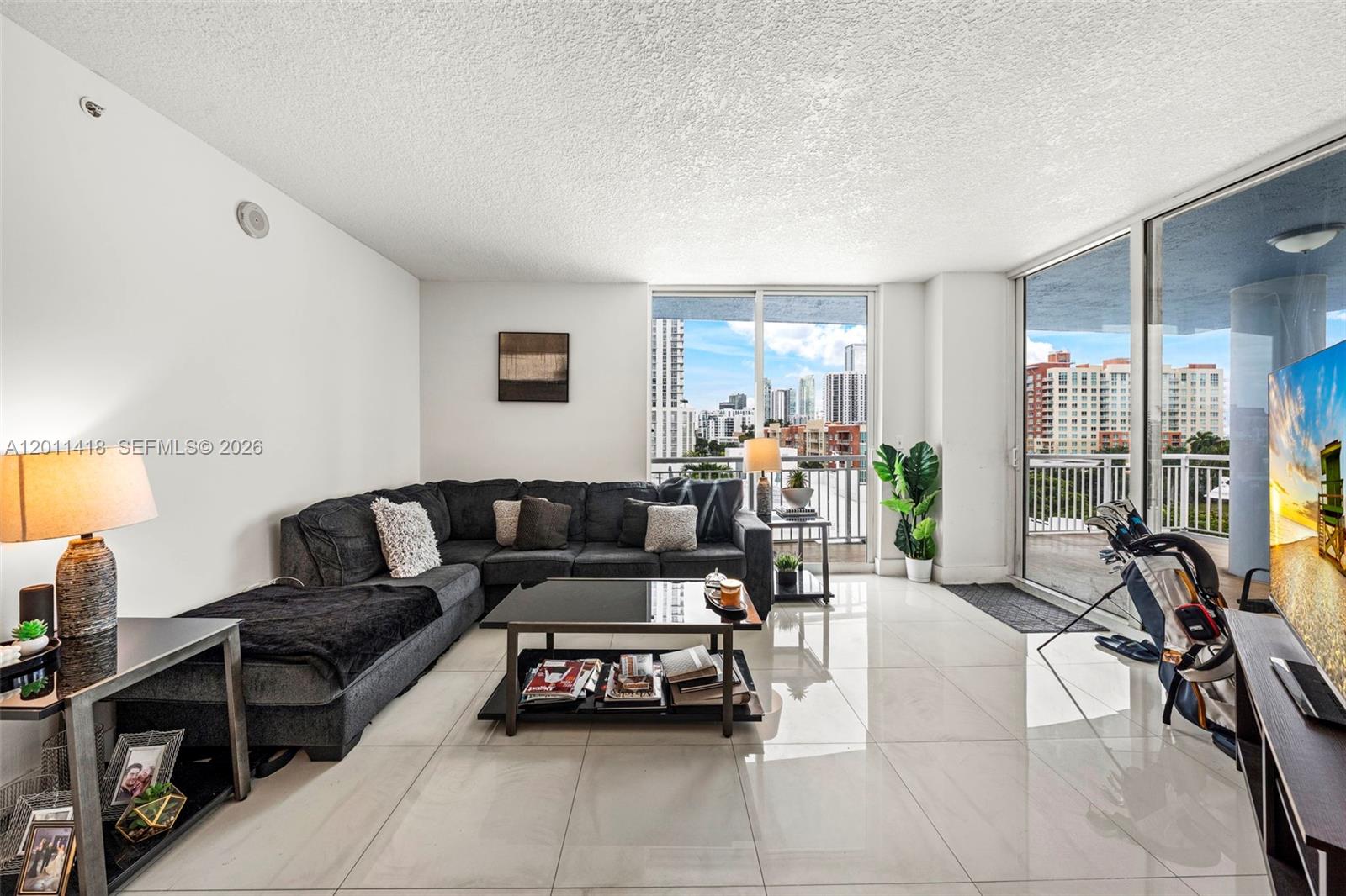 image 1800 Biscayne Plaza23
